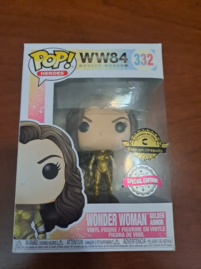 Funko Pop Wonder Woman Golden Armor Edición Especial - 1