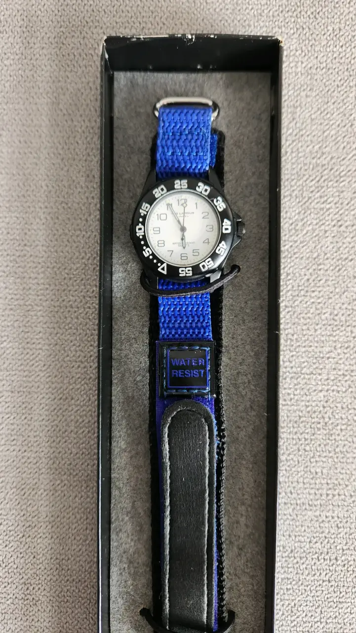 Reloj Ted Lapidus azul con caja original - 6