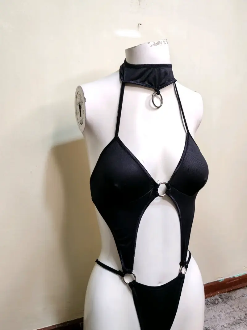 Body negro con aros metálicos - 2