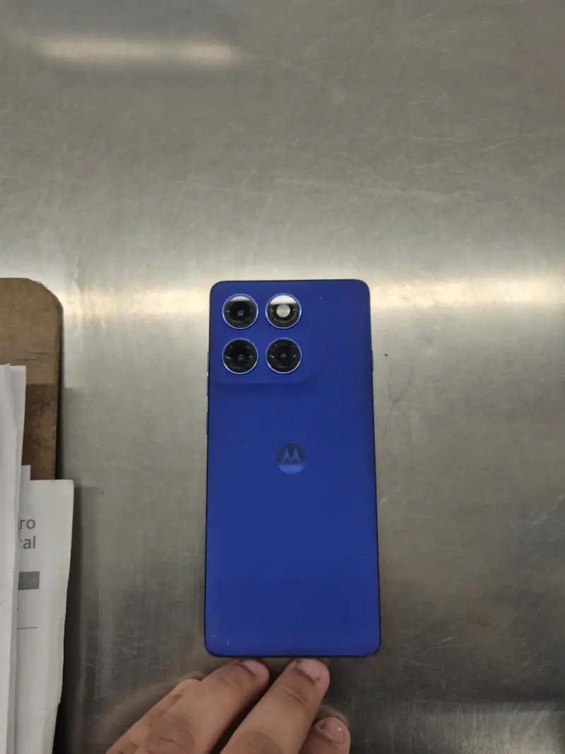 Motorola Edge 60 pro - 2