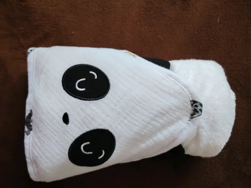 Toalla con capucha de panda para bebé - 1