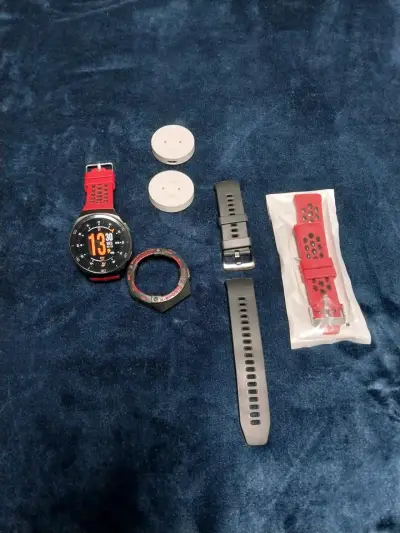 Reloj inteligente deportivo con correas - miniatura 1