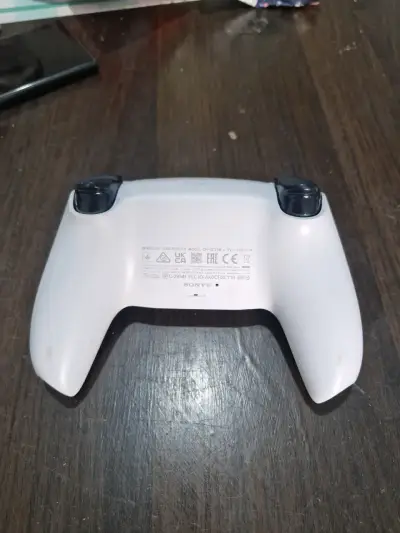 Control inalámbrico para PlayStation 5 - miniatura 2