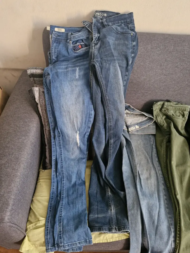Lote de jeans y pantalones variados - 3
