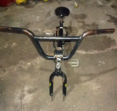 Cuadro de bicicleta BMX usado en buen estado - miniatura 1
