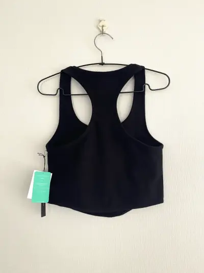 Top deportivo negro Forever 21 - miniatura 2