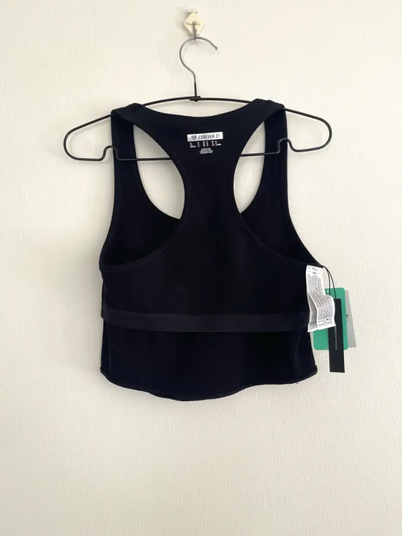 Top deportivo negro Forever 21 - 6