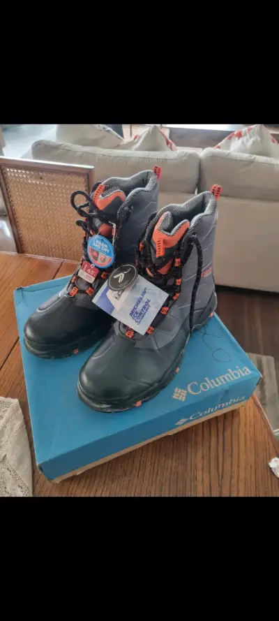 Bototos Columbia Kanuk Titanium OmniHeat nuevos - miniatura 1
