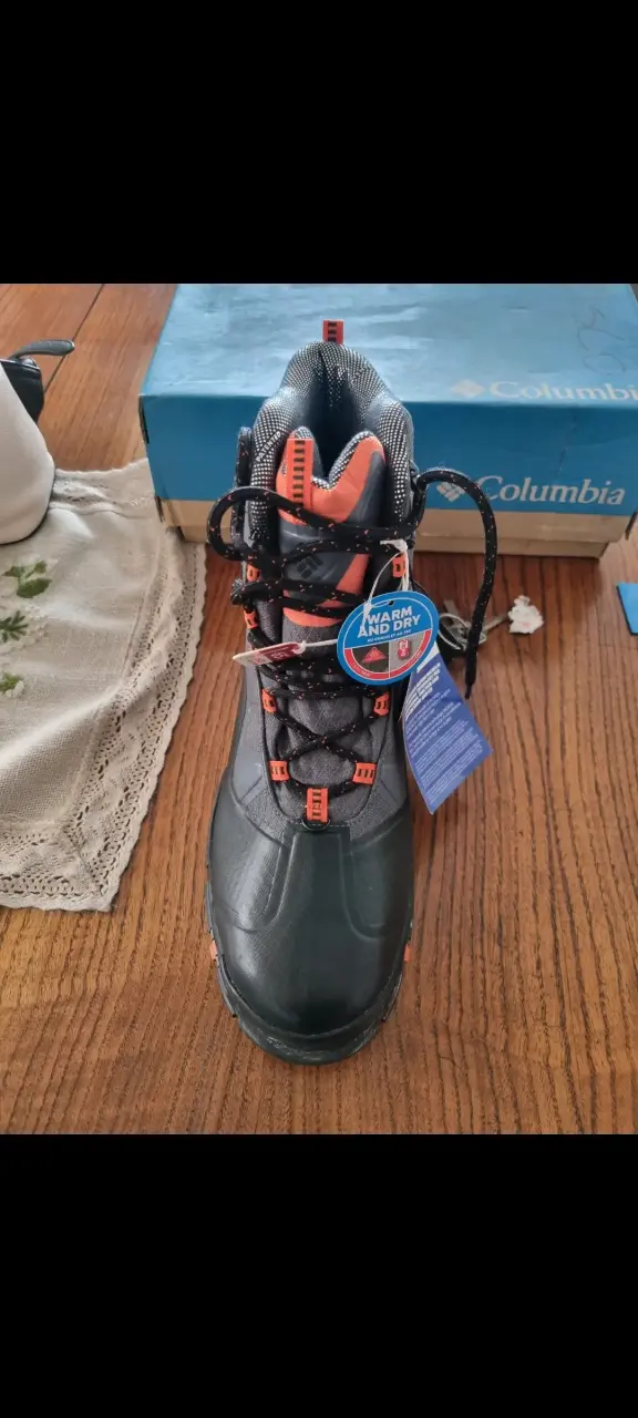 Bototos Columbia Kanuk Titanium OmniHeat nuevos - 3