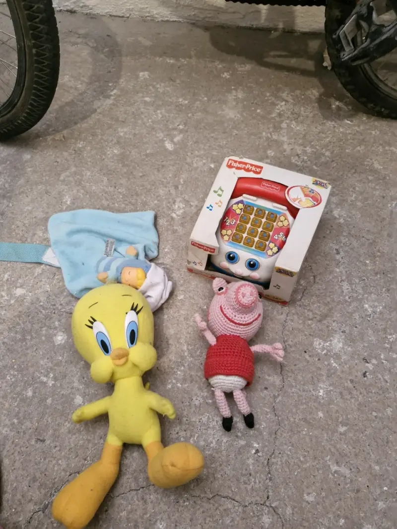 Set de juguetes infantiles variados - 1