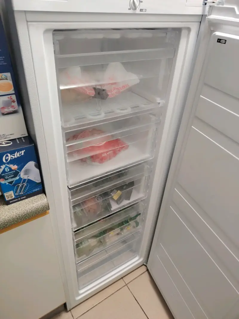 Congelador Midea E2.0 eficiente - 2