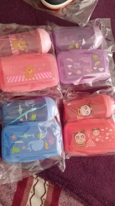 Set de loncheras infantiles con diseños - miniatura 1