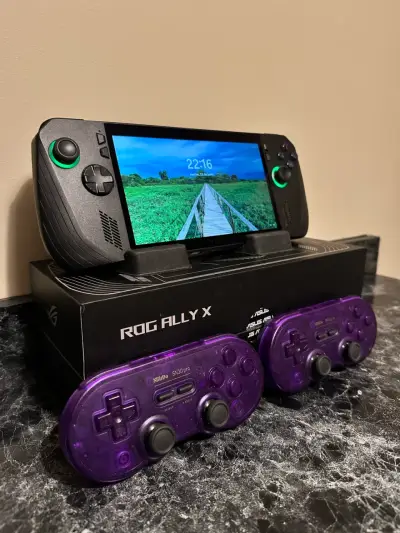Consola portátil ROG Ally X con controles - miniatura 2