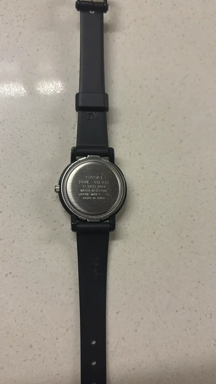 Reloj Casio clásico negro - 3