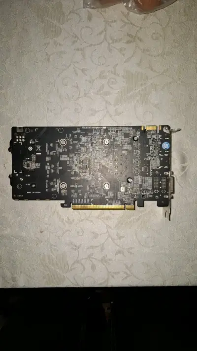 Tarjeta gráfica gtx 960 4gb - miniatura 2