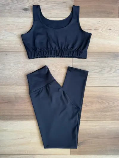 Conjunto deportivo azul para mujer - miniatura 2