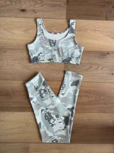 Conjunto deportivo azul para mujer - miniatura 3