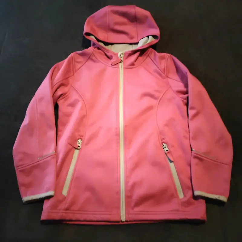 Chaqueta softshell rosa con capucha - 2