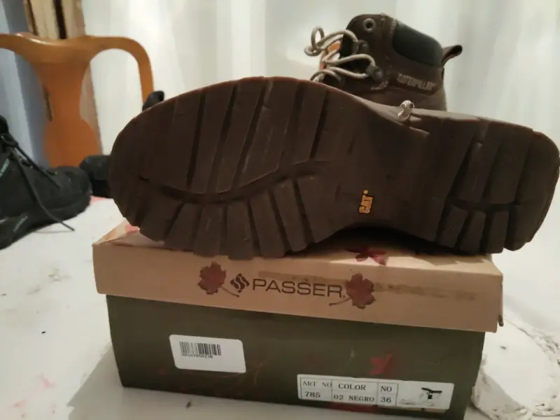 Botas Caterpillar marrones para mujer - 3