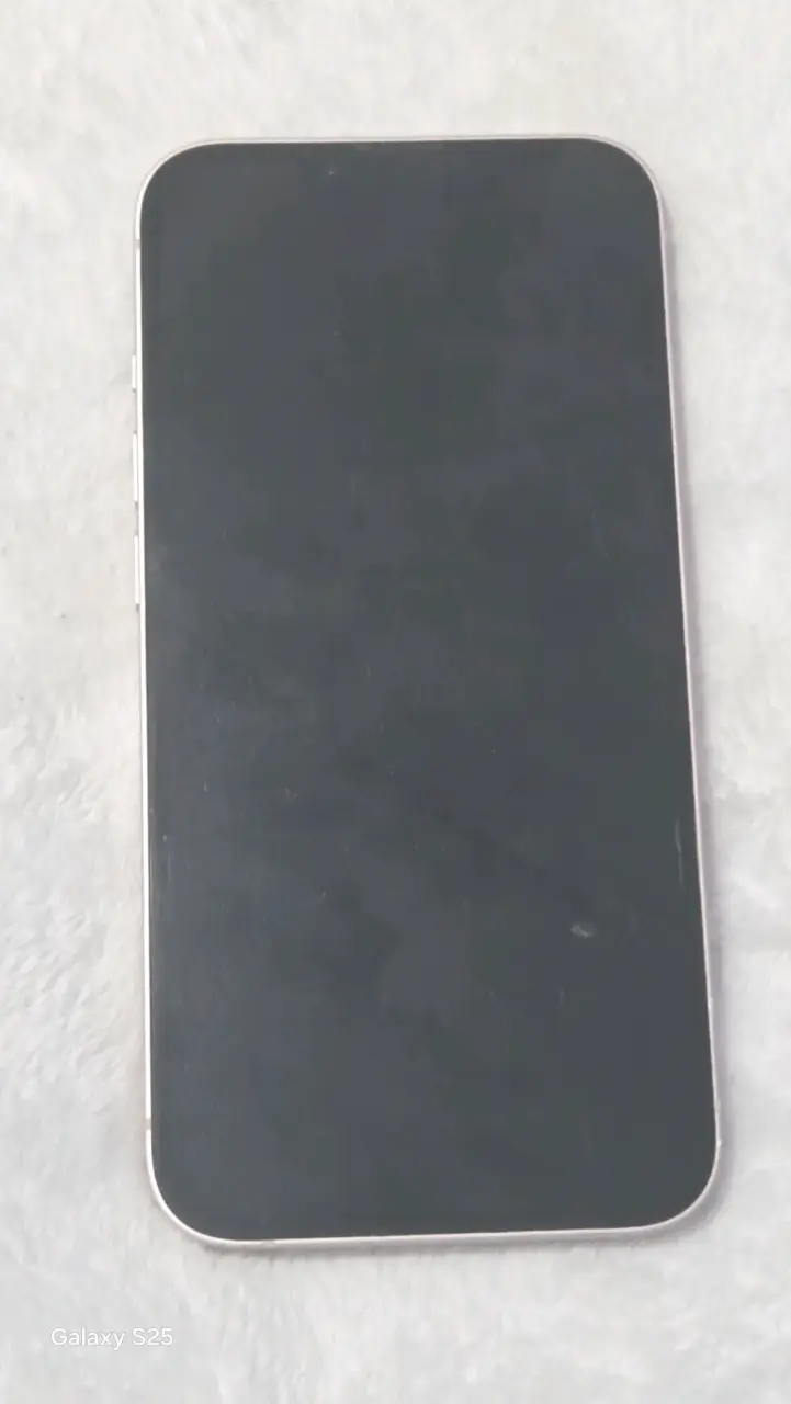 iPhone 13 en buen estado - 6