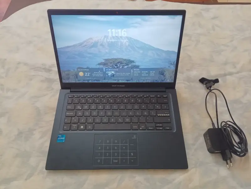 ASUS Vivobook 14 – Modelo X1404ZA - 1