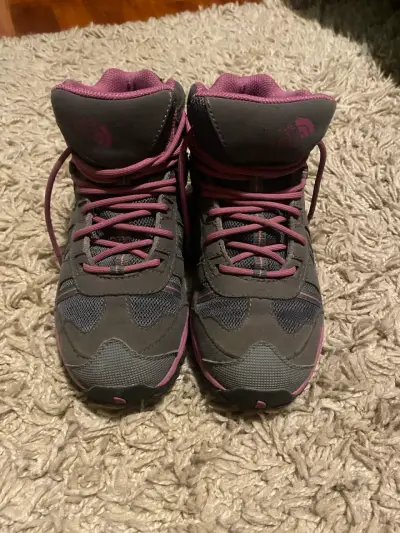 Zapatos outdoor niña talla 34 North Face - miniatura 2