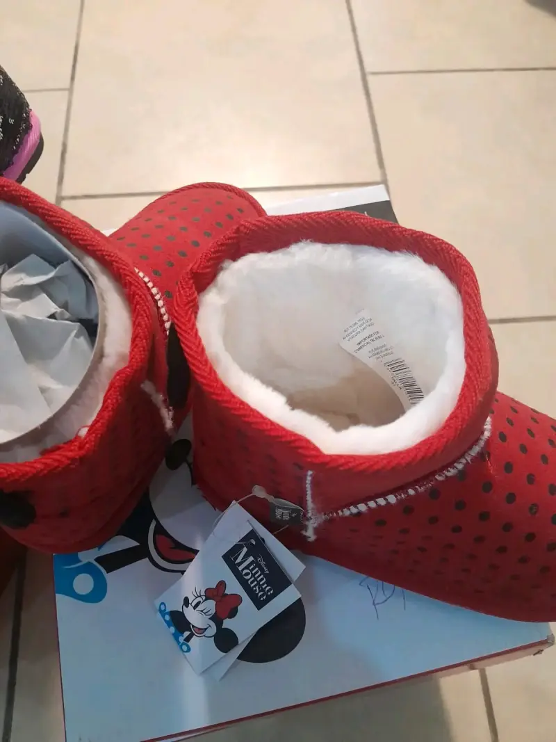 Botas Minnie Mouse rojas con lunares - 3