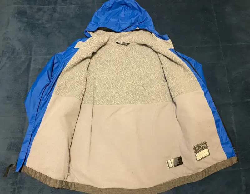 Chaqueta The North Face azul y gris talla 14-16 - 4