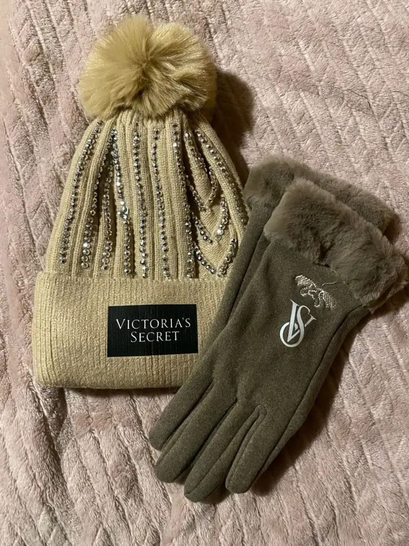 Set de gorro y guantes Victoria's Secret - 2