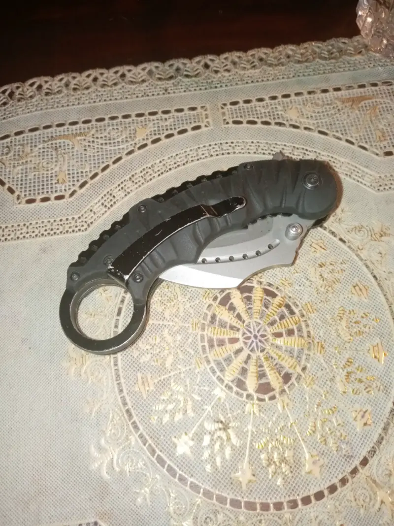 Cuchillo táctico plegable con hoja curva - 2