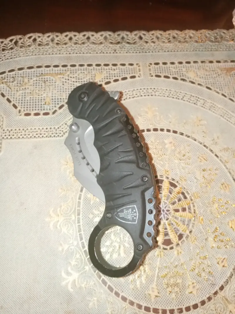 Cuchillo táctico plegable con hoja curva - 3