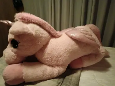 Peluche grande de unicornio rosado - miniatura 3