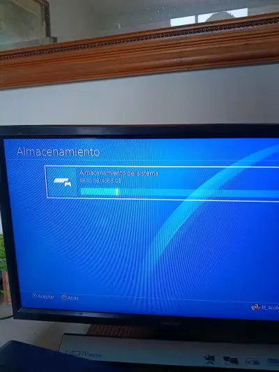 Consola PlayStation 4 en buen estado - miniatura 3