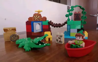 LEGO DUPLO Peter Pan - miniatura 1
