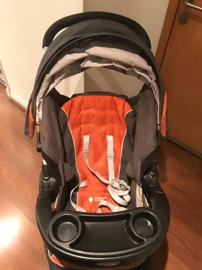 Coche de bebé  Graco, naranja con bandeja - miniatura 1