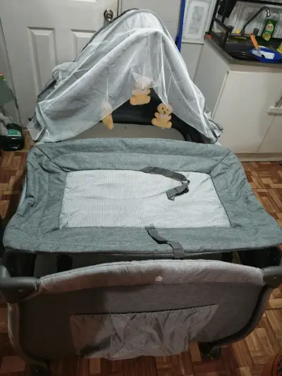 Cuna corral para bebé con mosquitero - miniatura 1