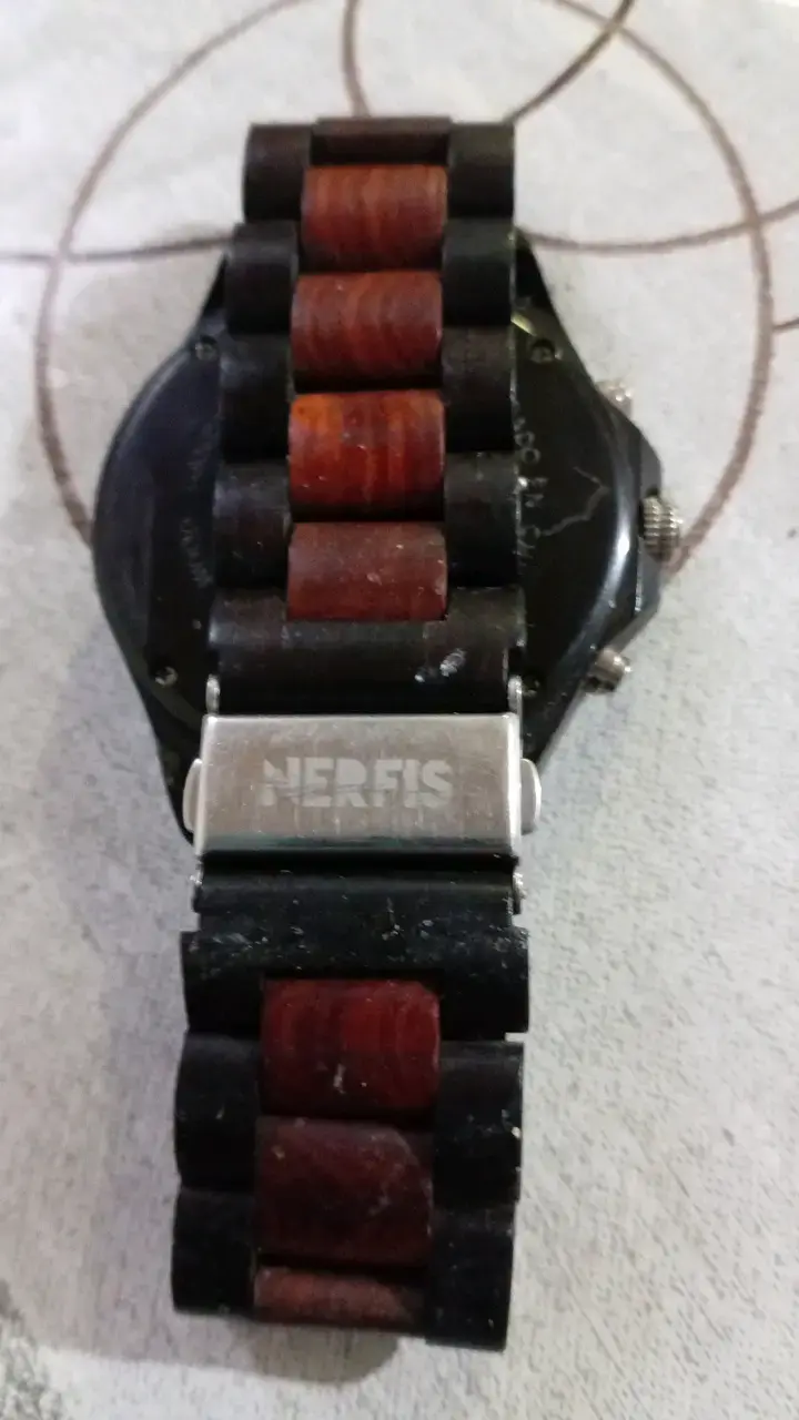 Reloj de pulsera de madera con cronógrafo - 2