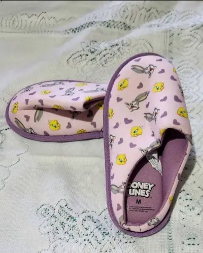 Pantuflas Looney Tunes moradas talla M - miniatura 2