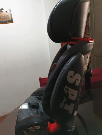 Silla de auto infantil Bebesit SPT negra - miniatura 1