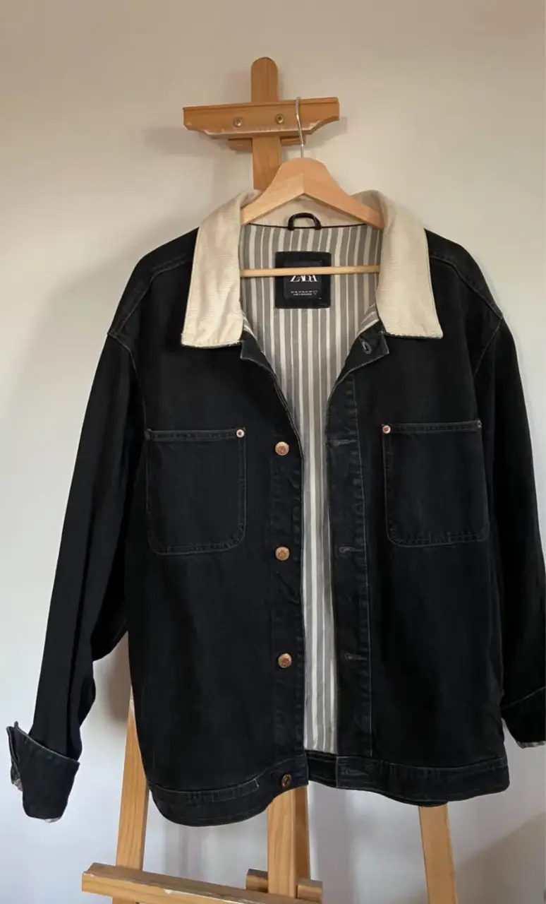 Chaqueta negra de mezclilla Zara - 1