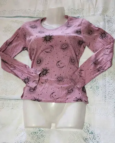 Polera manga larga con estampado astral - miniatura 2