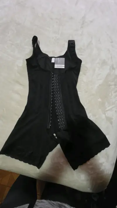 Faja reductora negra talla S/M - miniatura 1