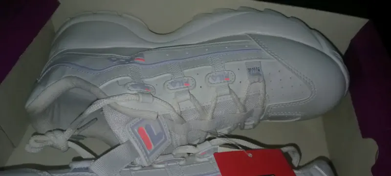 Zapatillas Fila blancas nuevas - 3
