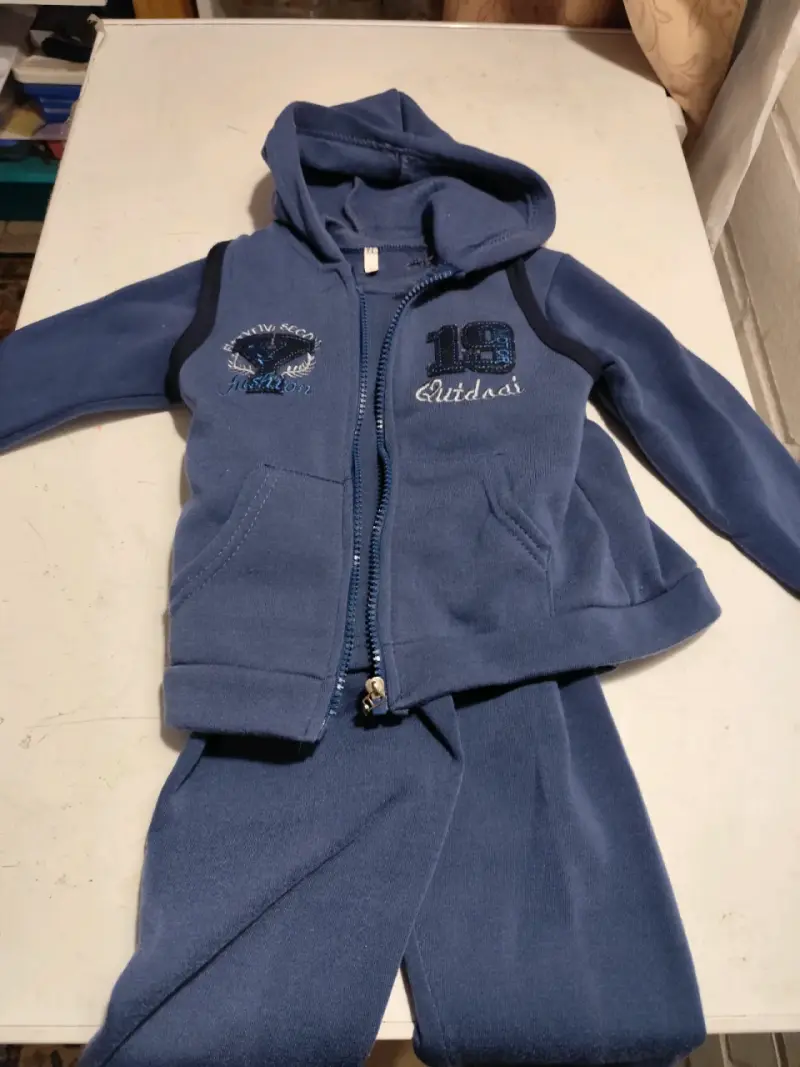 Vestido huasa talla 1 y buzo talla 6 - 5