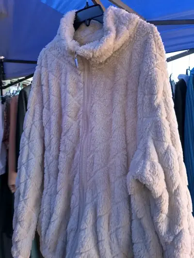 Chaqueta de polar beige con cierre - miniatura 2
