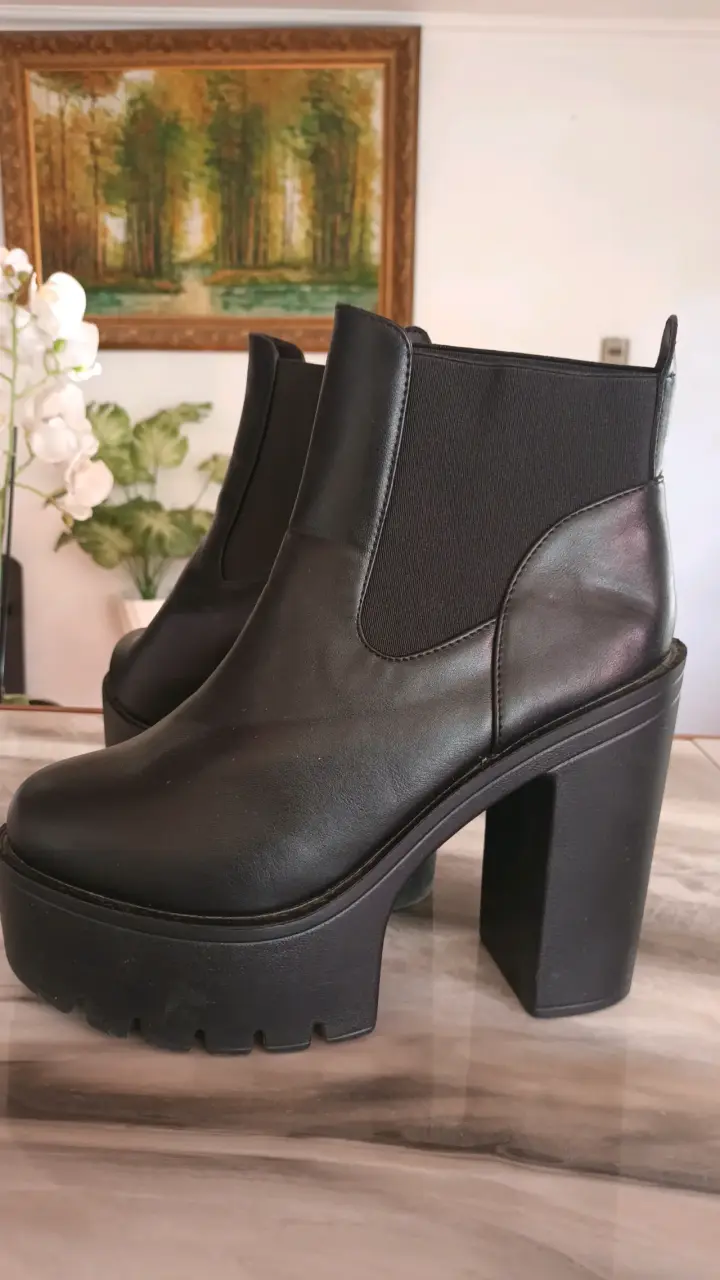 Botines negros de cuero con plataforma - 3