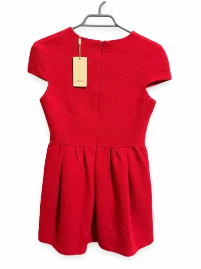 Vestido rojo elegante para mujer - miniatura 2