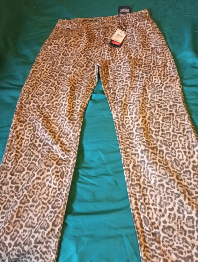 Jeans estampados de leopardo talla 42 - 2