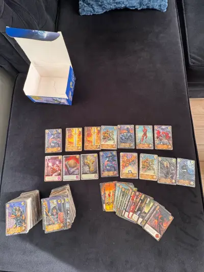 Juego de cartas coleccionables mitos y leyendas. - miniatura 1