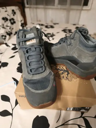 Botas de trekking Hakahonu gris - miniatura 3